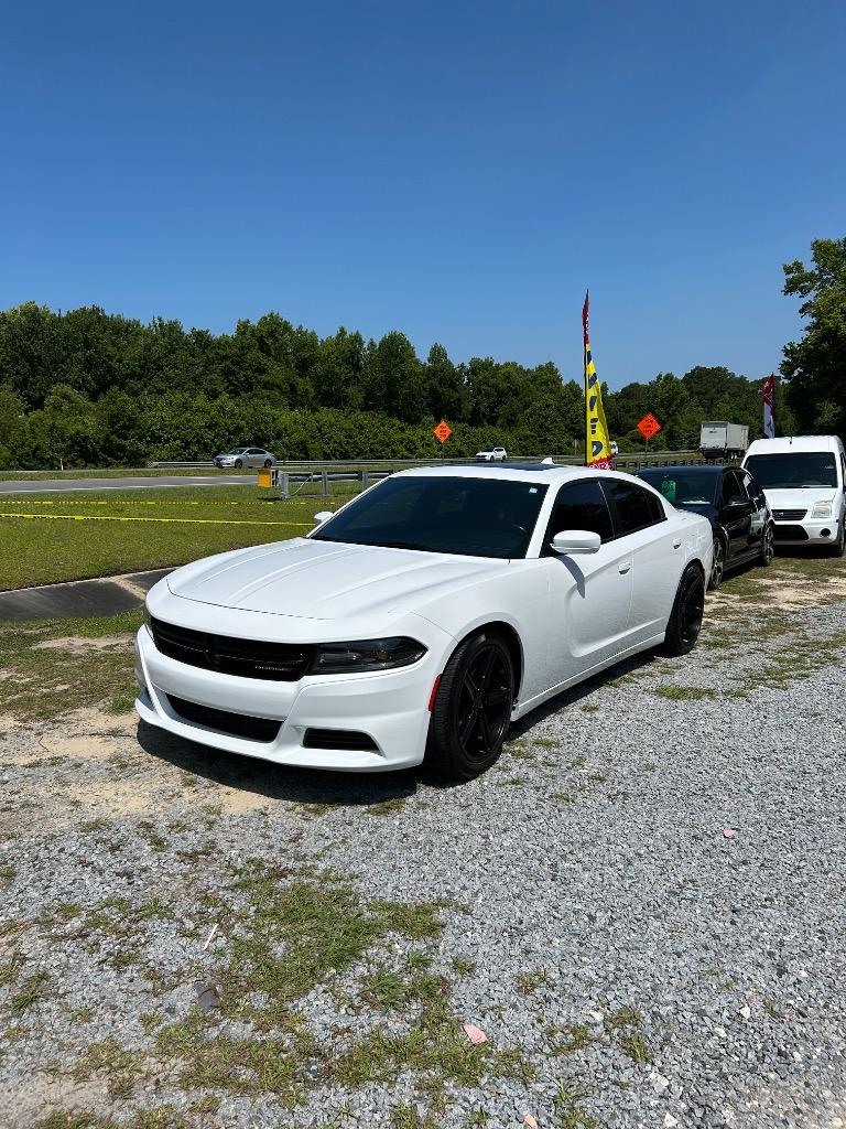 2021 Dodge Charger SXT's photo