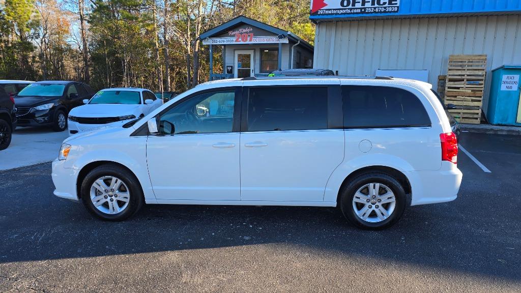 2018 Dodge Grand Caravan SXT's photo