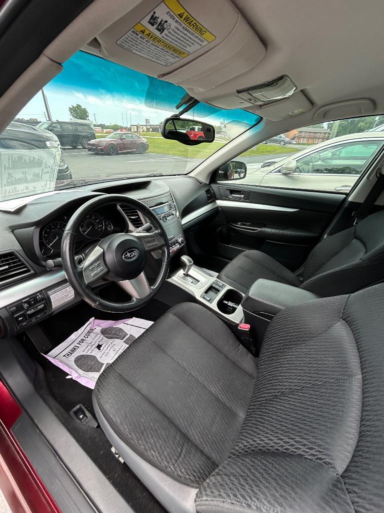 2011 Subaru Legacy I Premium - Photo 6