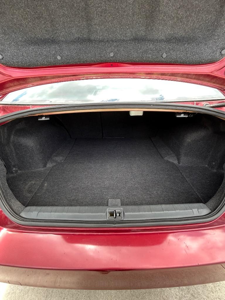 2011 Subaru Legacy I Premium - Photo 16