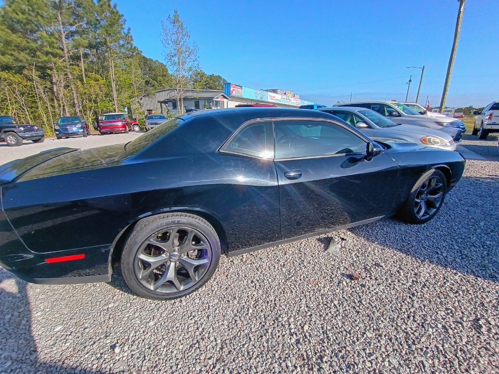 2015 Dodge Challenger SXT
