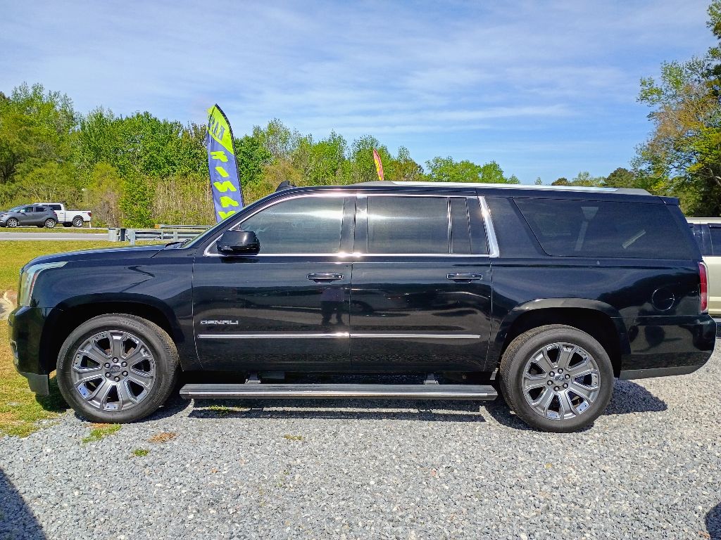 2015 GMC Yukon Denali AWD's photo