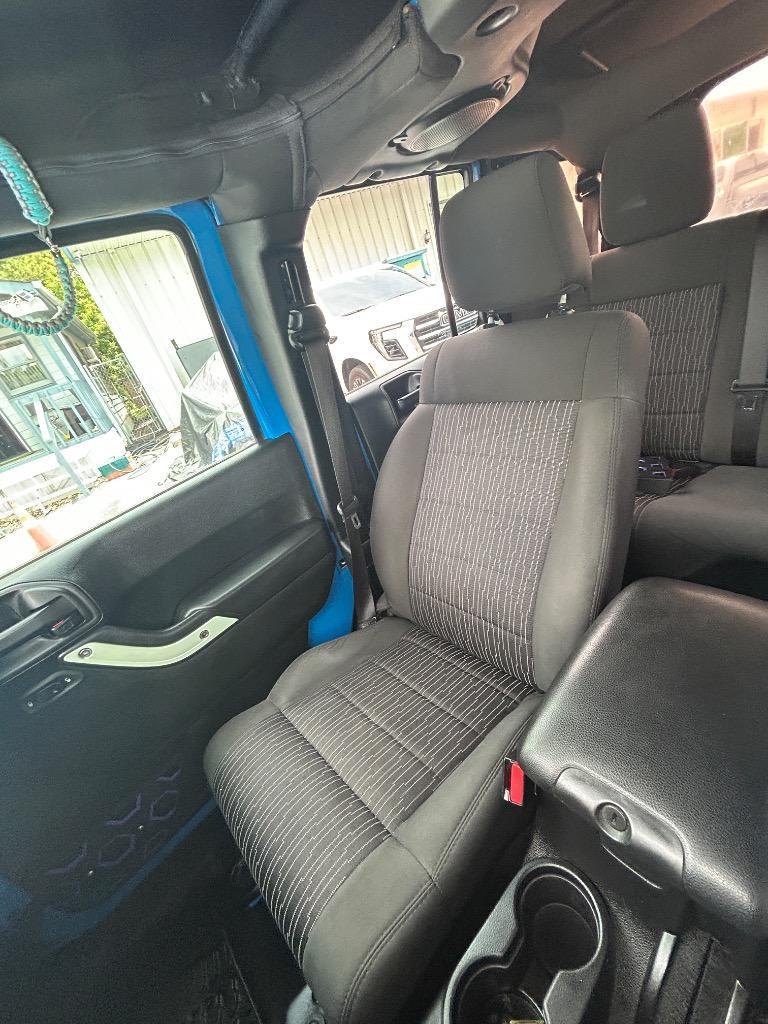 2012 Jeep Wrangler Unlimited Sport - Photo 12