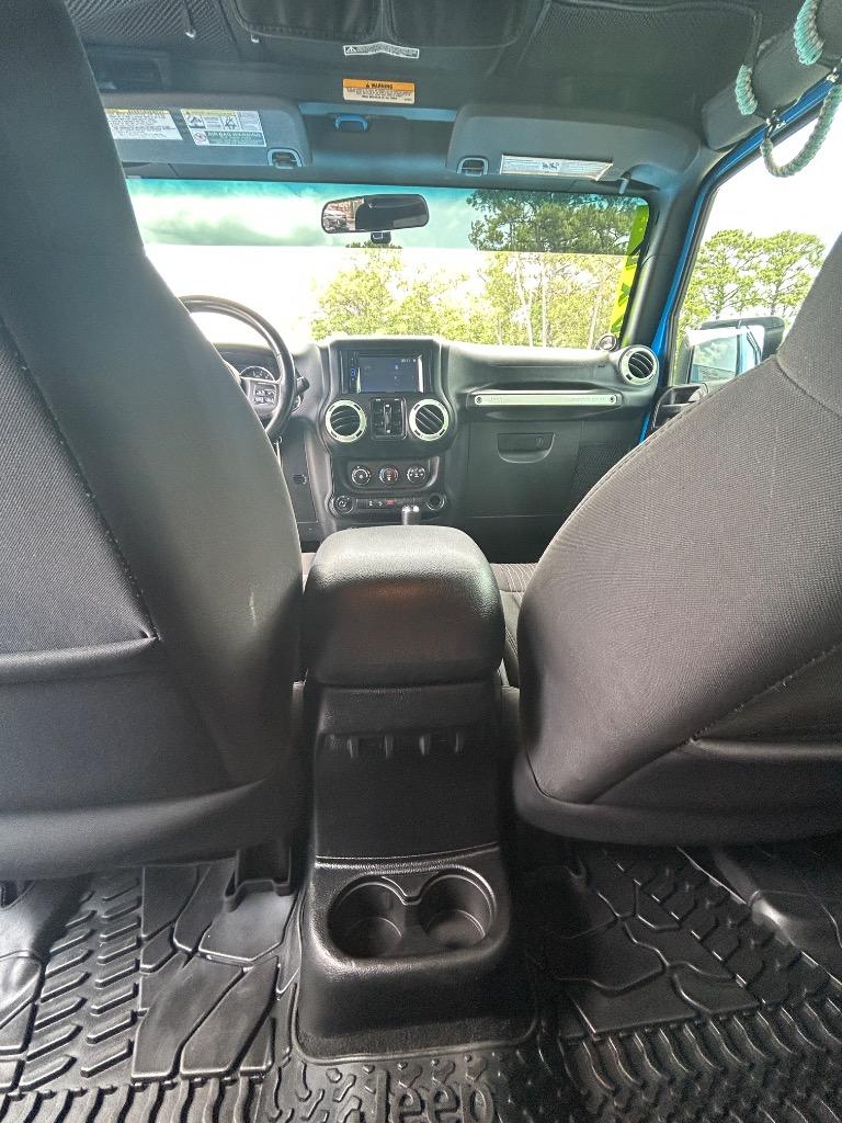 2012 Jeep Wrangler Unlimited Sport - Photo 15