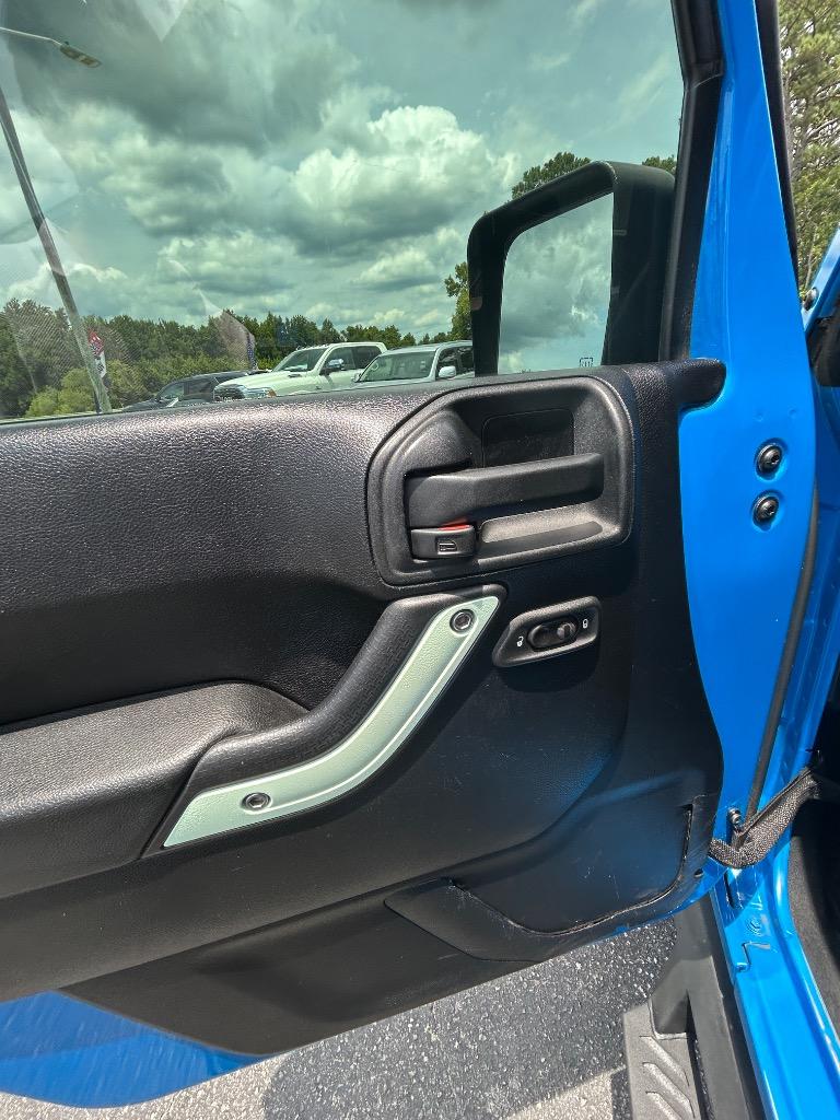 2012 Jeep Wrangler Unlimited Sport - Photo 8