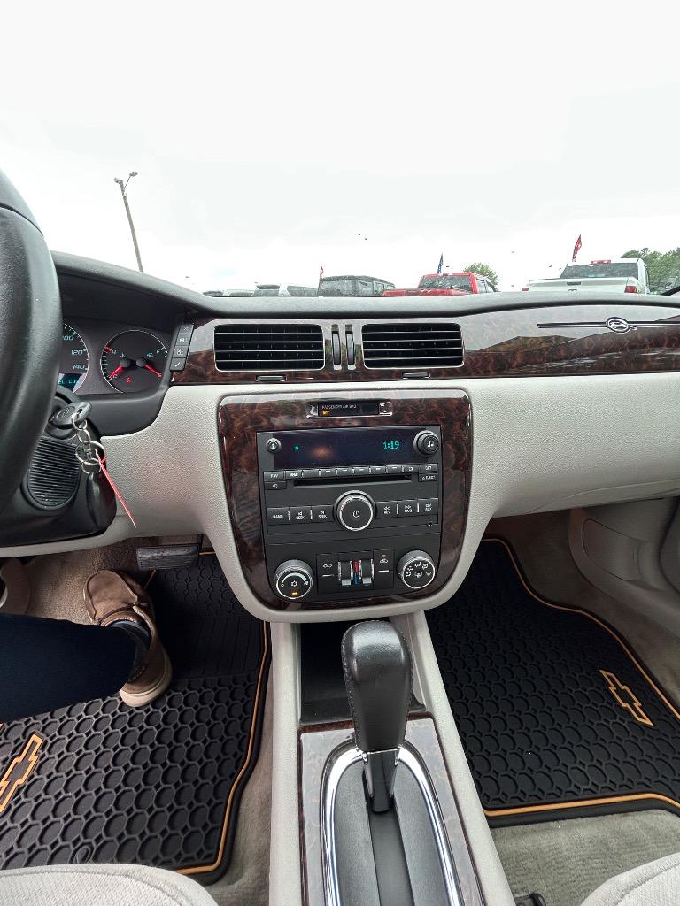 2012 Chevrolet Impala 2FL - Photo 10