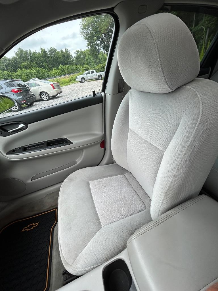 2012 Chevrolet Impala 2FL - Photo 12
