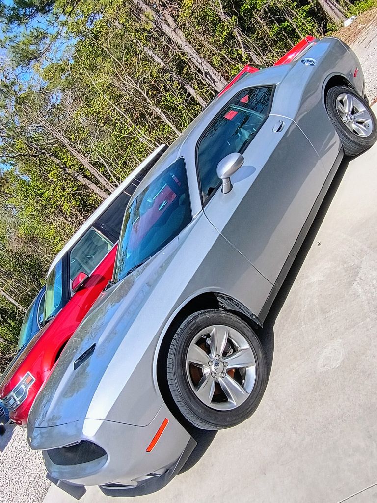 2015 Dodge Challenger SXT