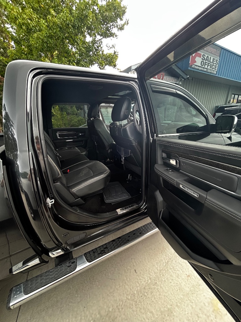 2016 RAM Ram 1500 Pickup Laramie Limited - Photo 10