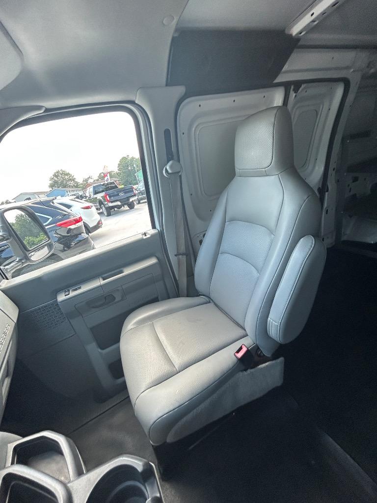 2014 Ford E-Series Econoline Van Commercial - Photo 9