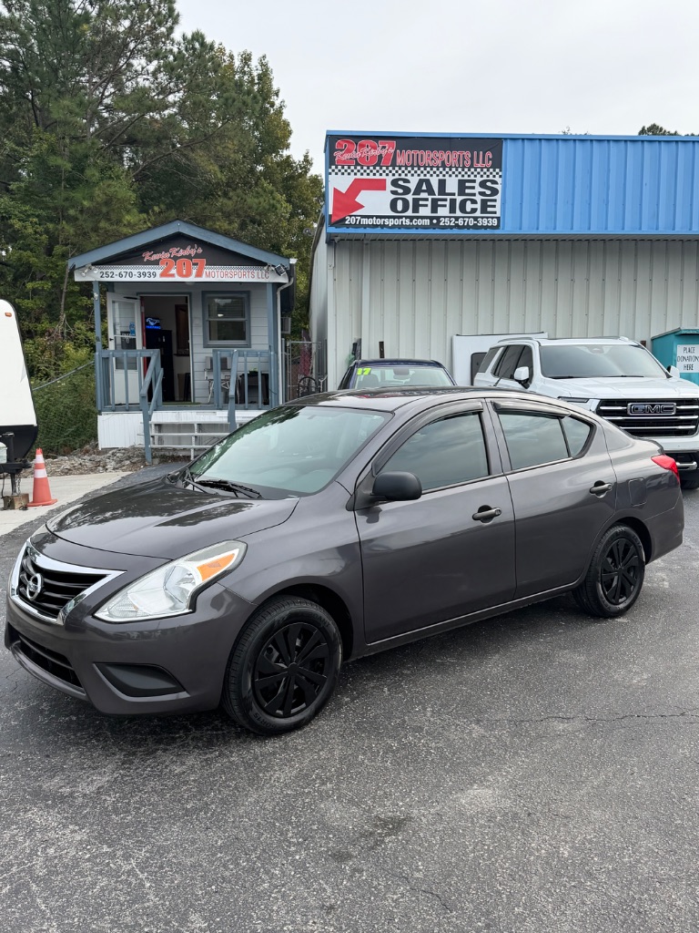 2015 Nissan Versa Sedan